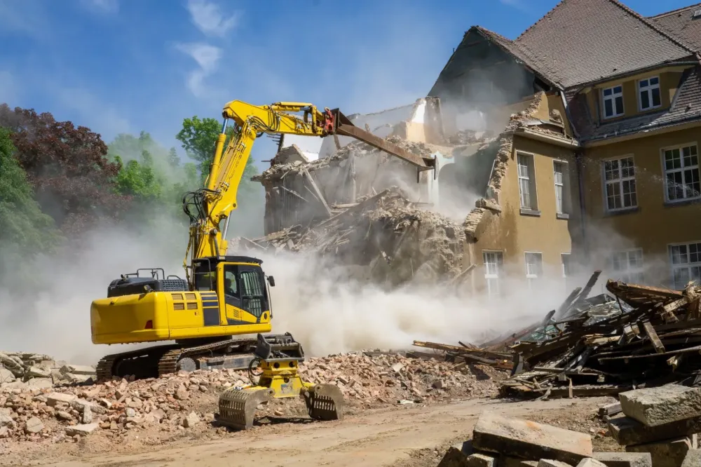 Démolition près de Saint‑Lys
